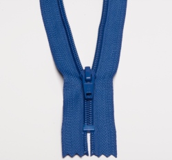 Zip spirálový nedělitelný jeansově modrý 18 cm