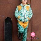 Teplákovina skateboardista na mintové 