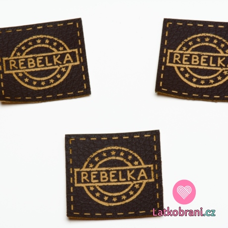 Štítek na oblečení "rebelka", koženkový, imitace tmavé kůže