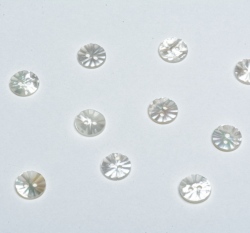 Knoflík kulatý, vroubkový perleťový 11mm